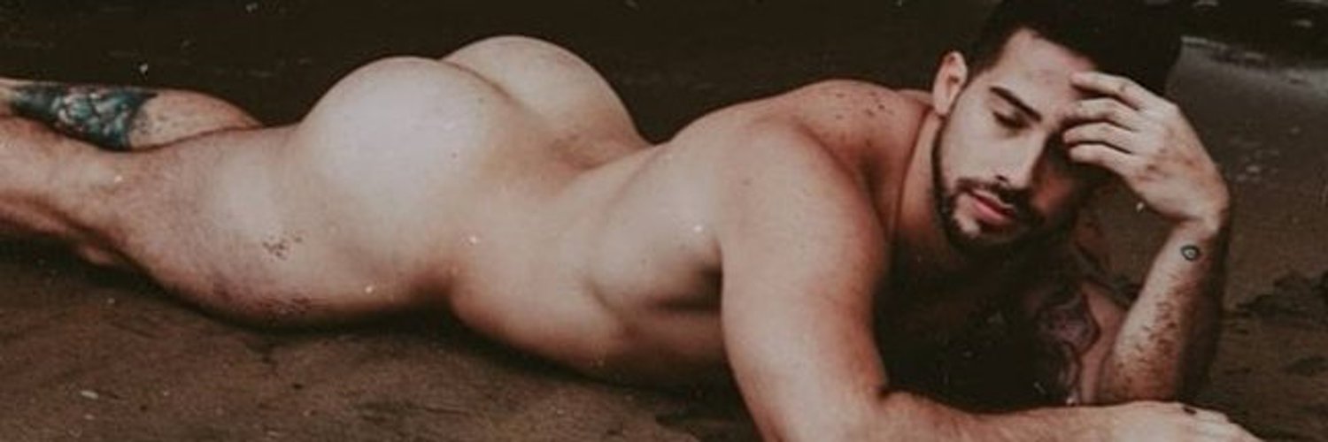 ITSHIMPERFECT profile banner