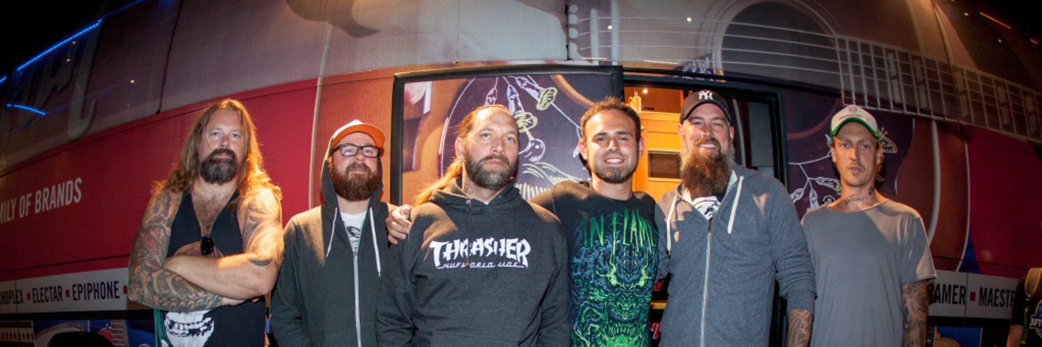 Izmenter profile banner