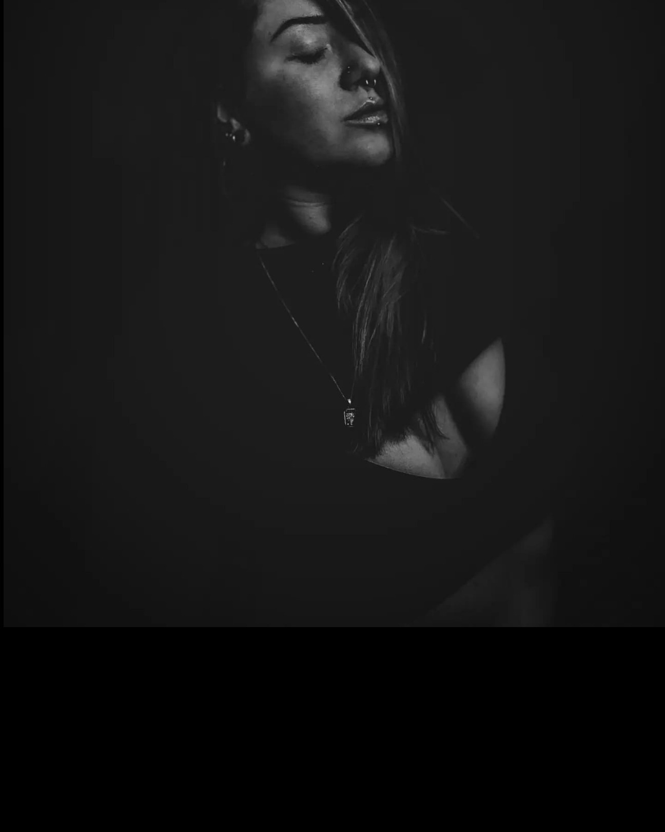 Jess De Vil profile banner