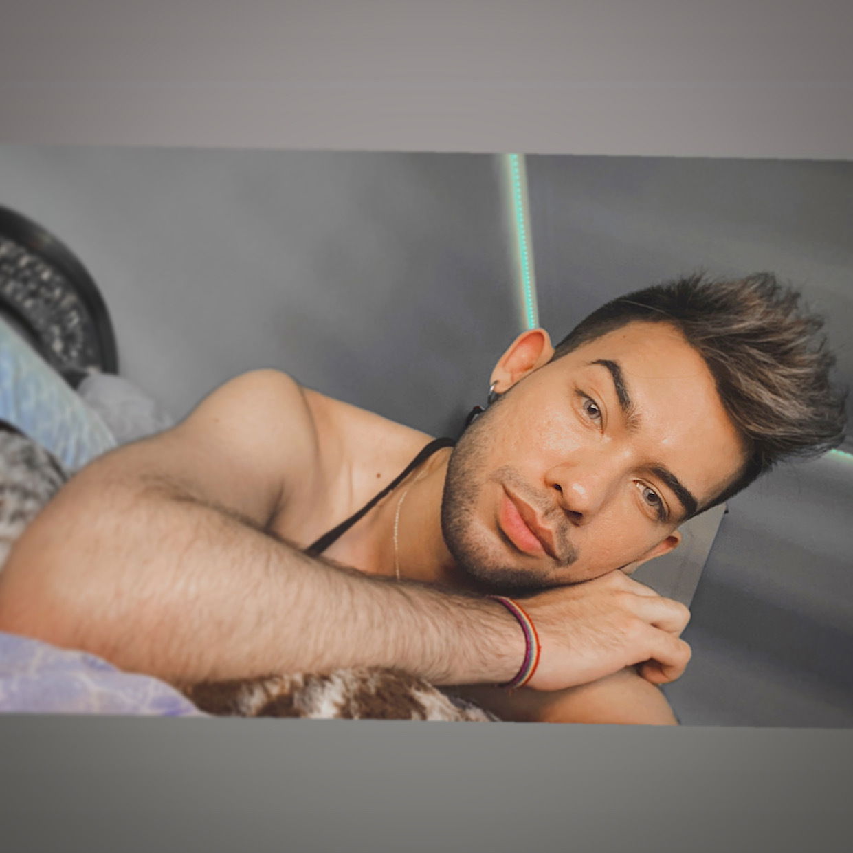π¨π΄βπ πΉπΎπ
π΄πΏπ· π³π
ΜπΊ πβπ¨π΄ profile banner