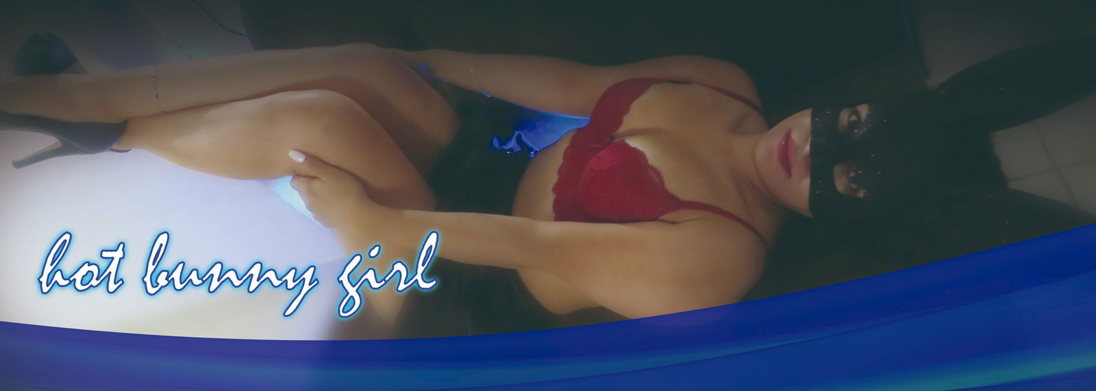 hot bunny girl profile banner