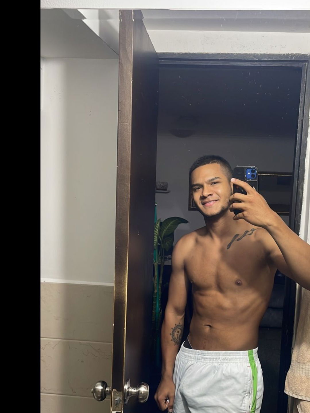 JuanesM profile banner