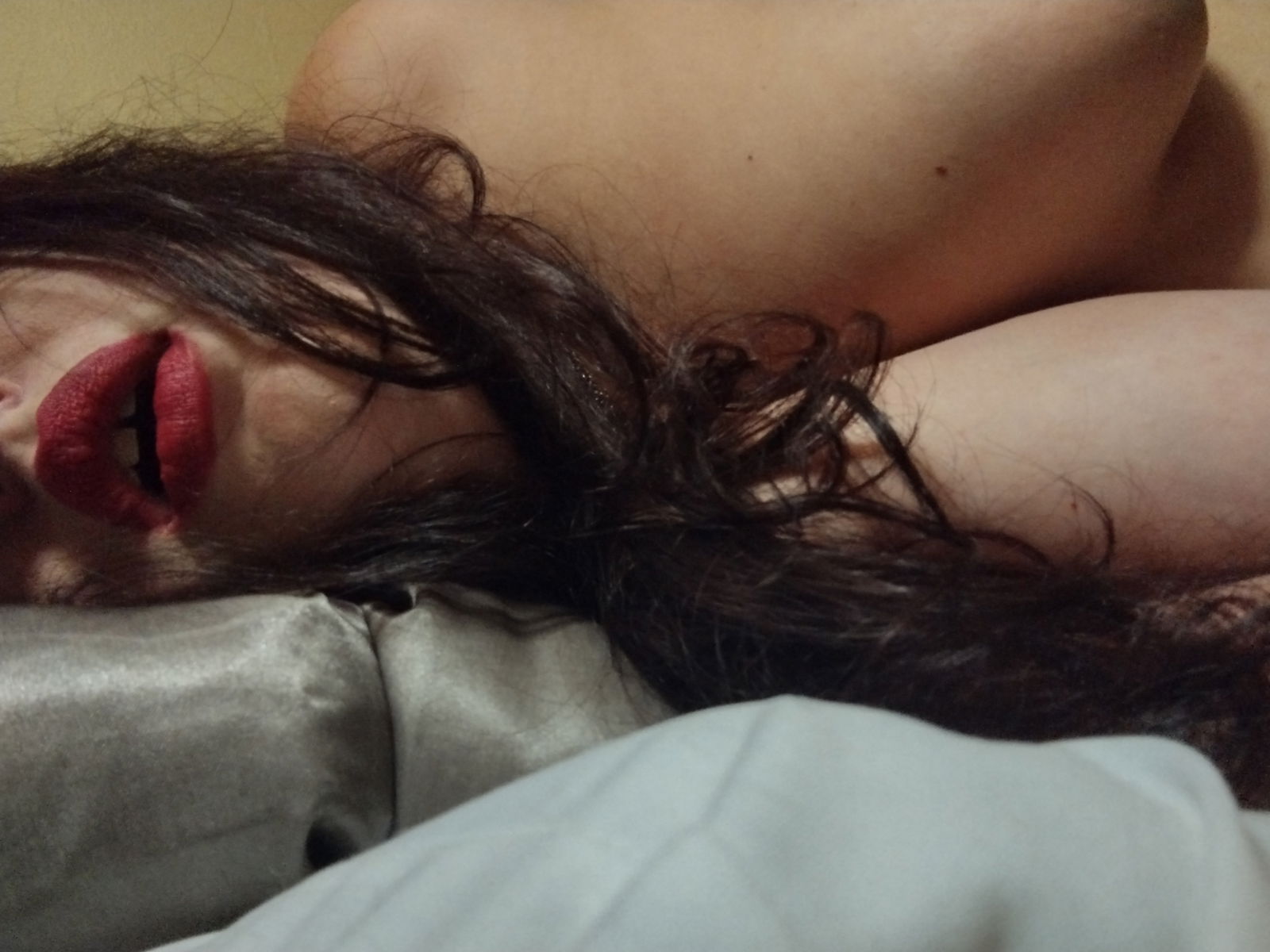 Justine de Sade profile banner