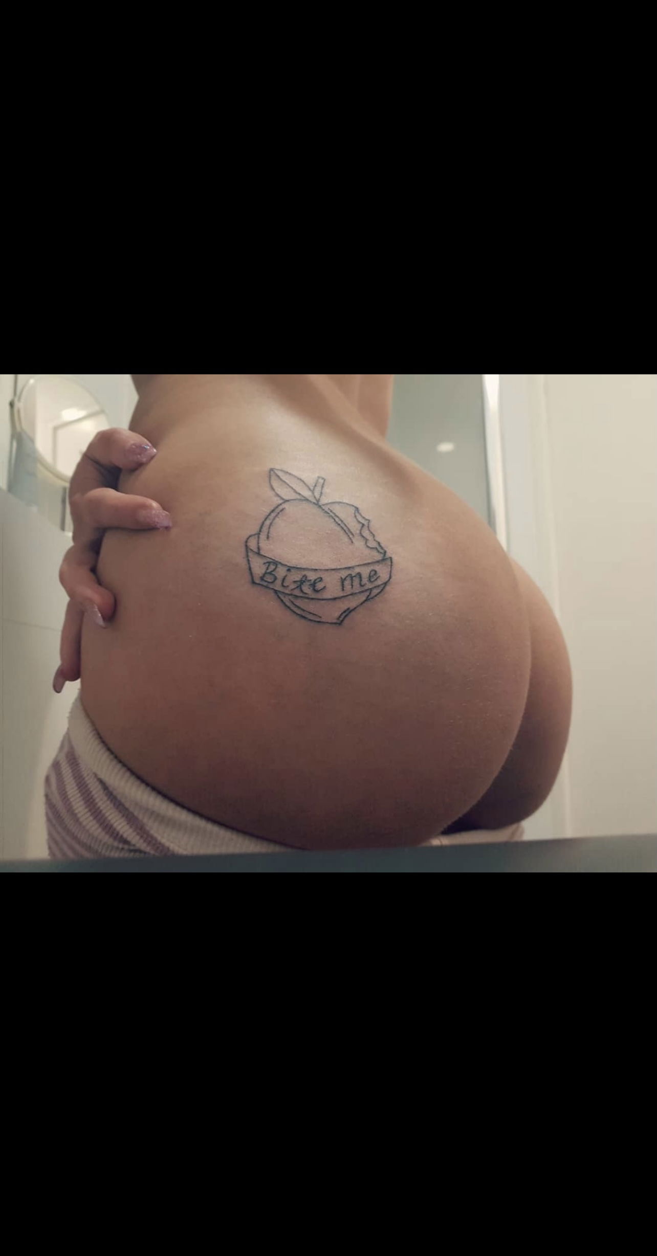 Karma_rae profile banner