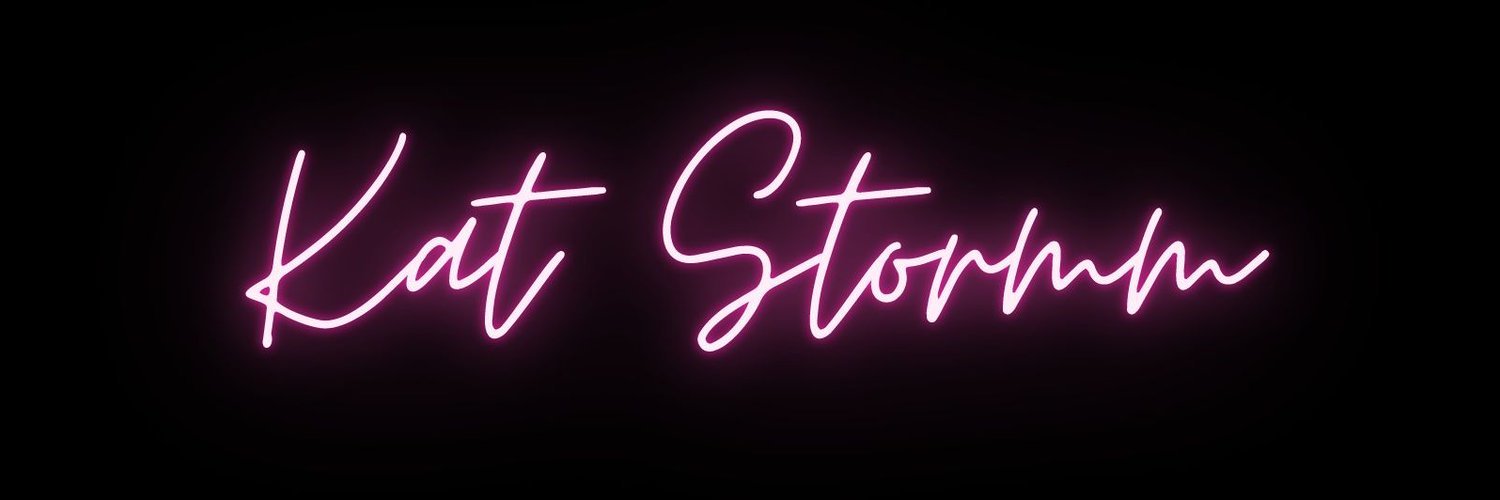 Kat π profile banner
