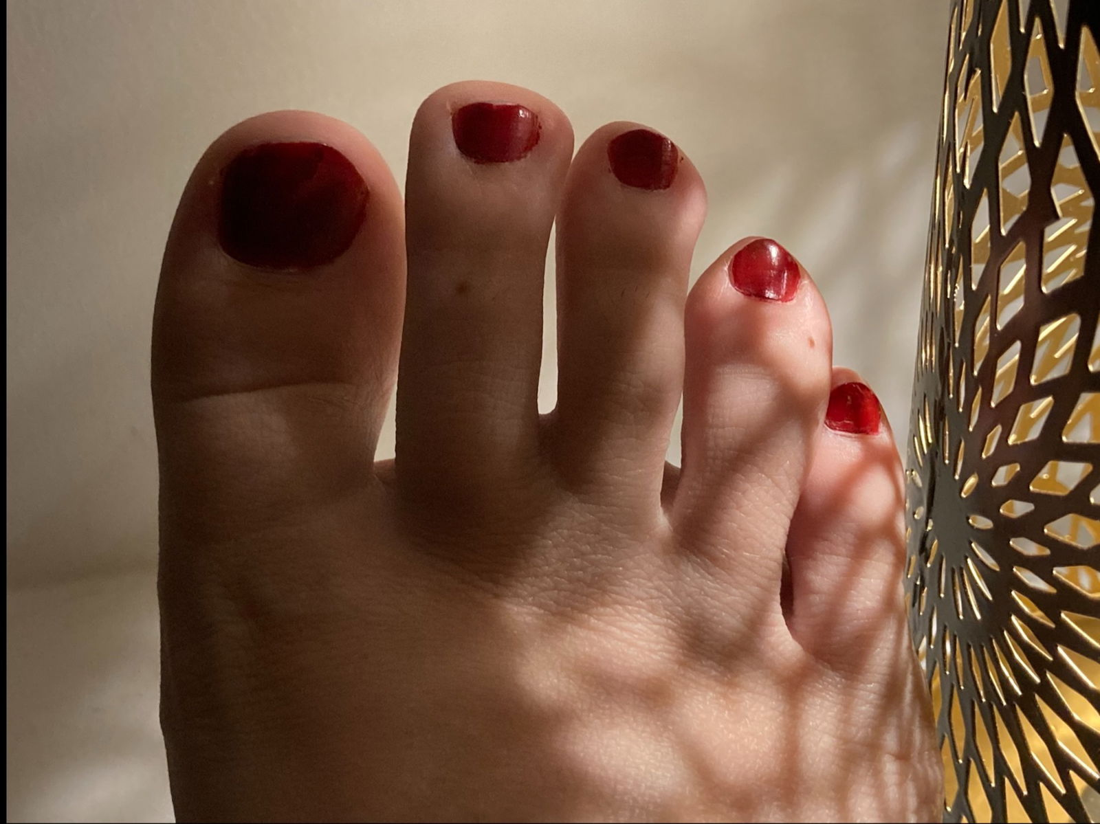 Katy Feet profile banner
