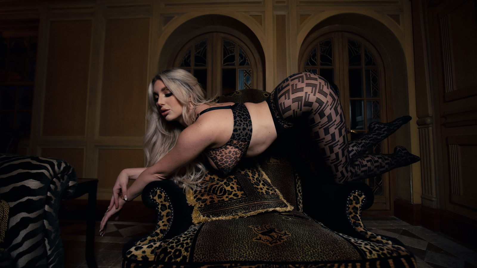 Kayley Gunner profile banner