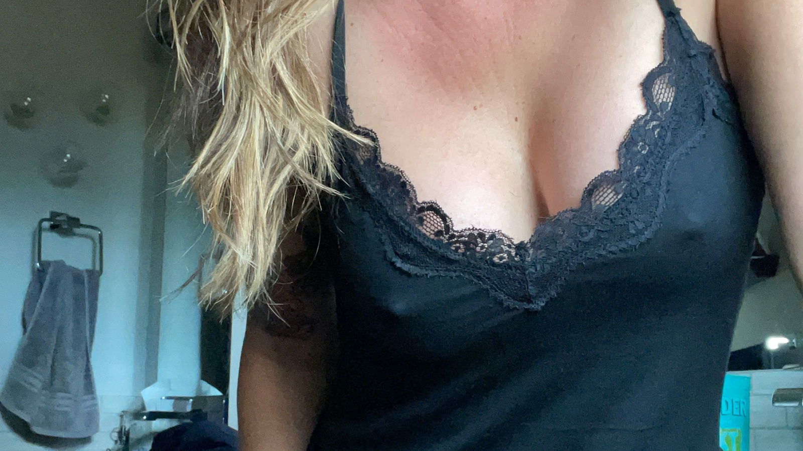 Kelly Ann profile banner