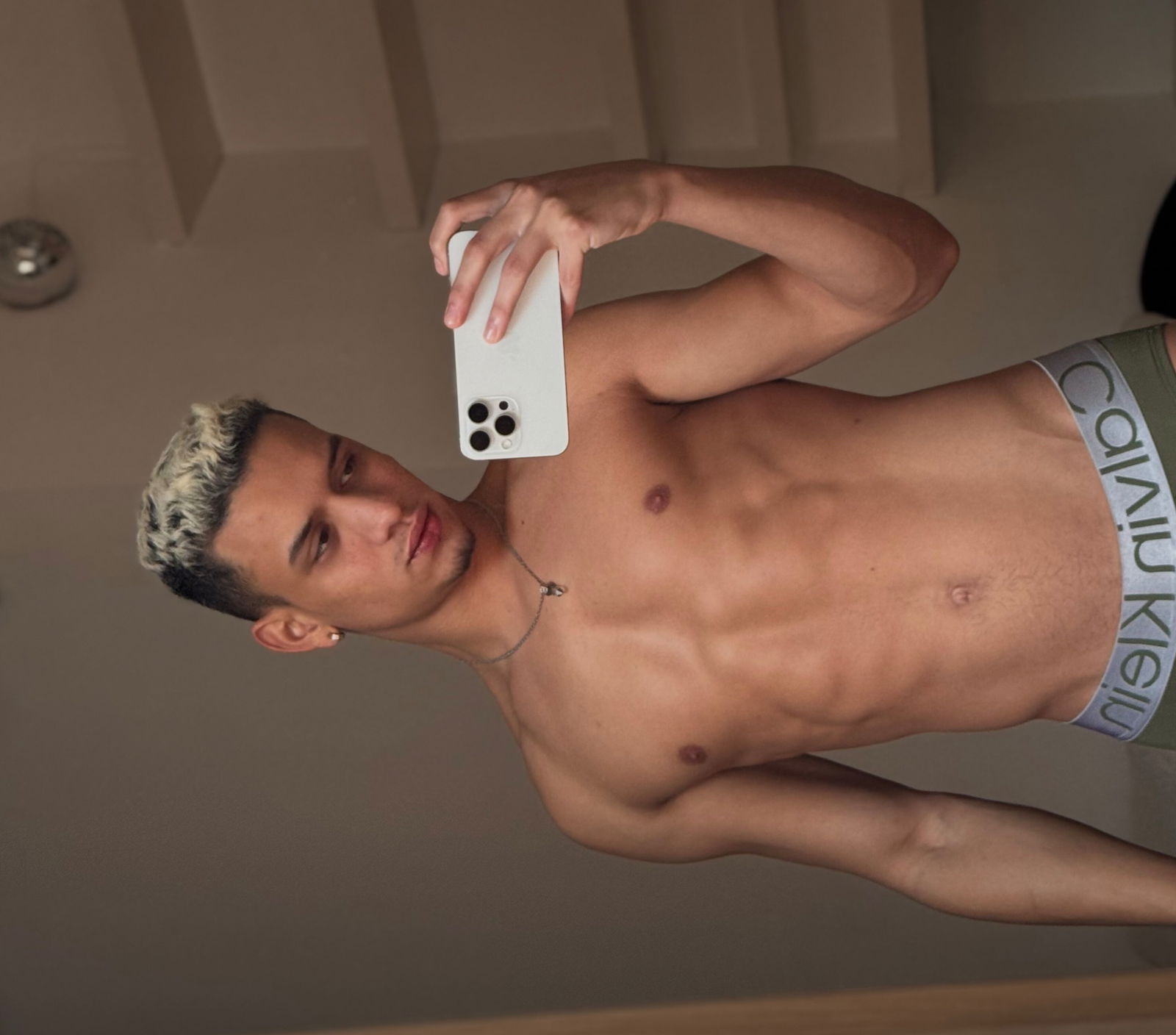 Kelvin Espinoza profile banner