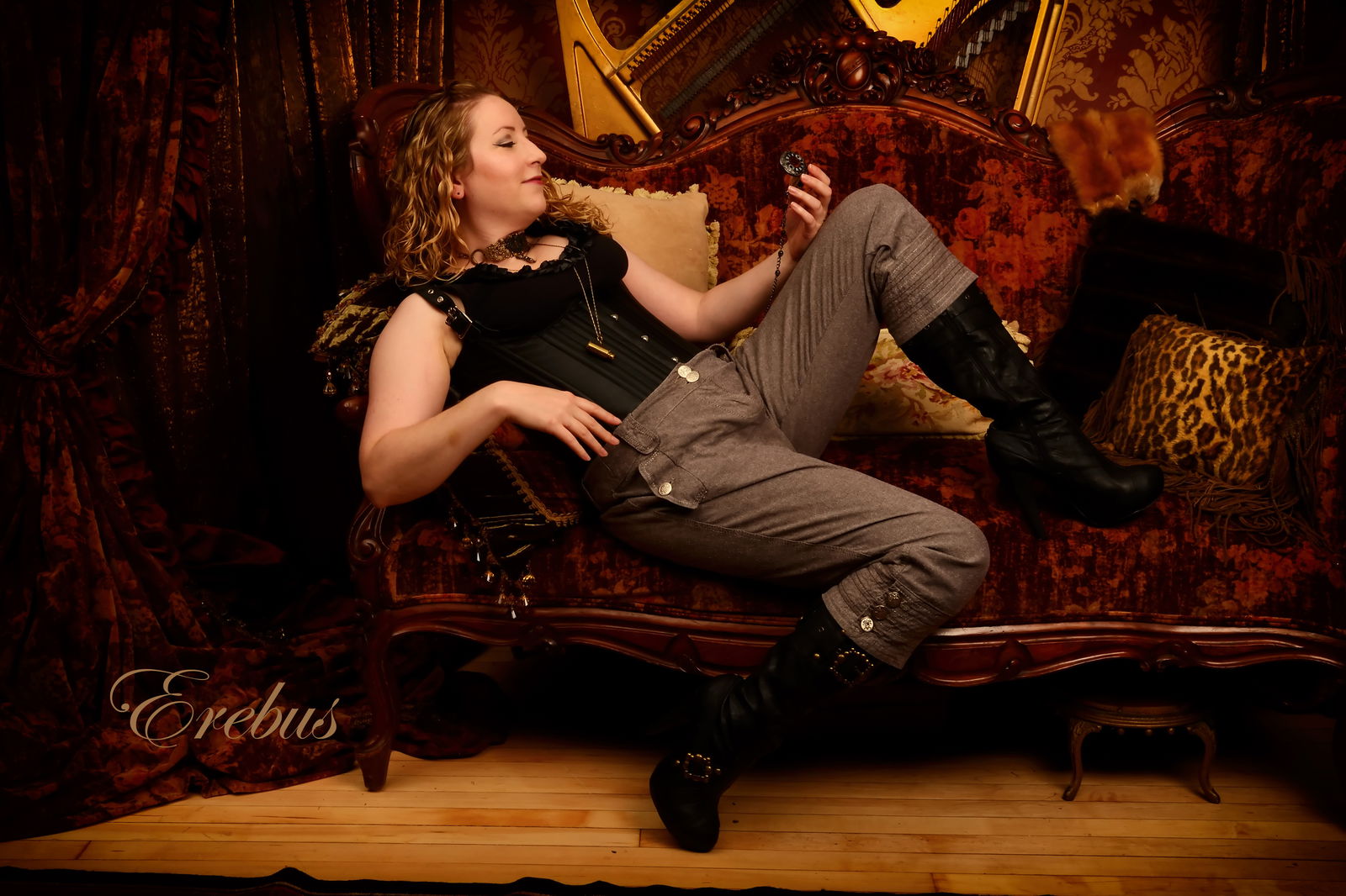 Kimberly Love profile banner
