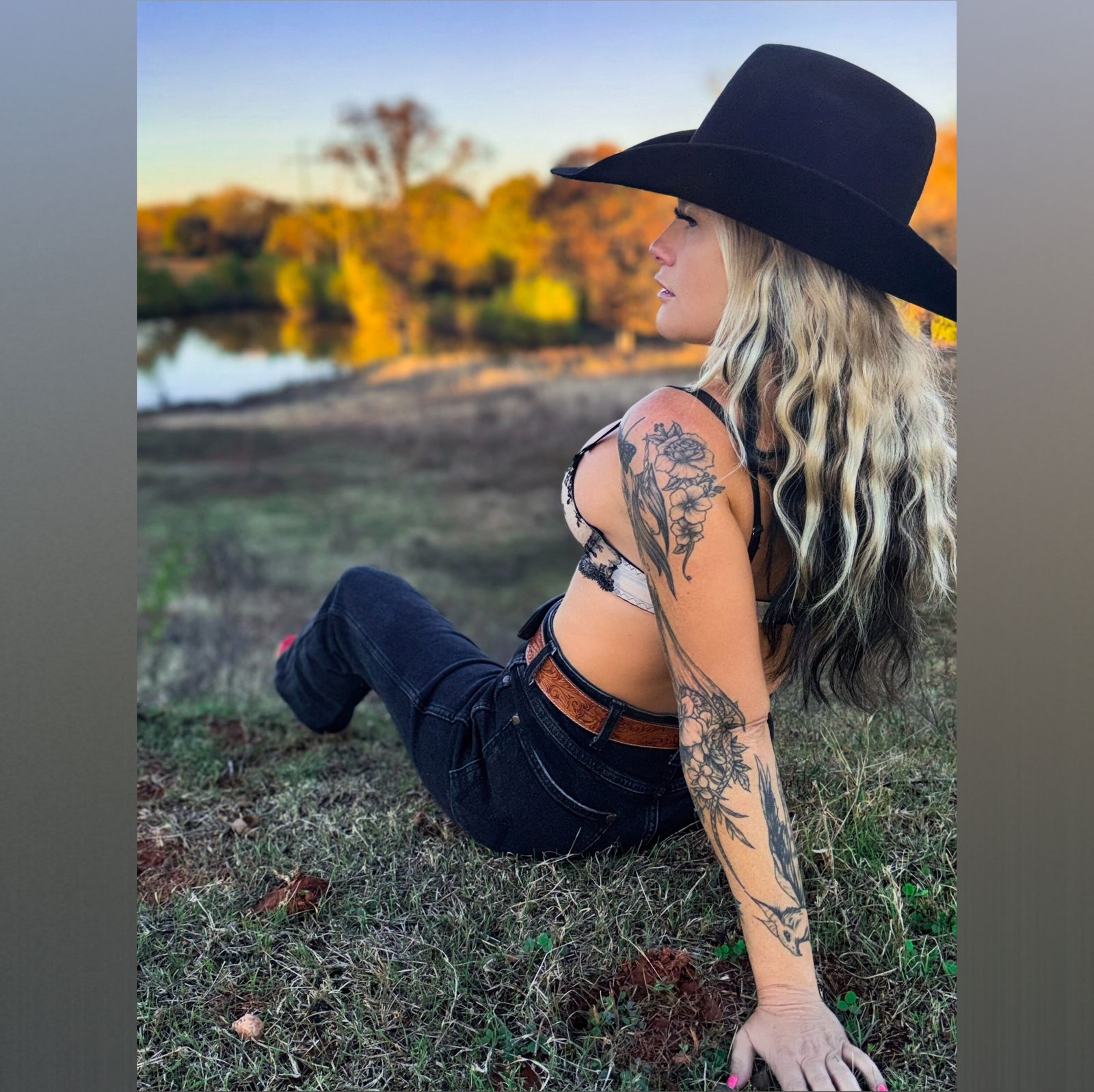 Lacy Scott🌵⚡️ profile banner