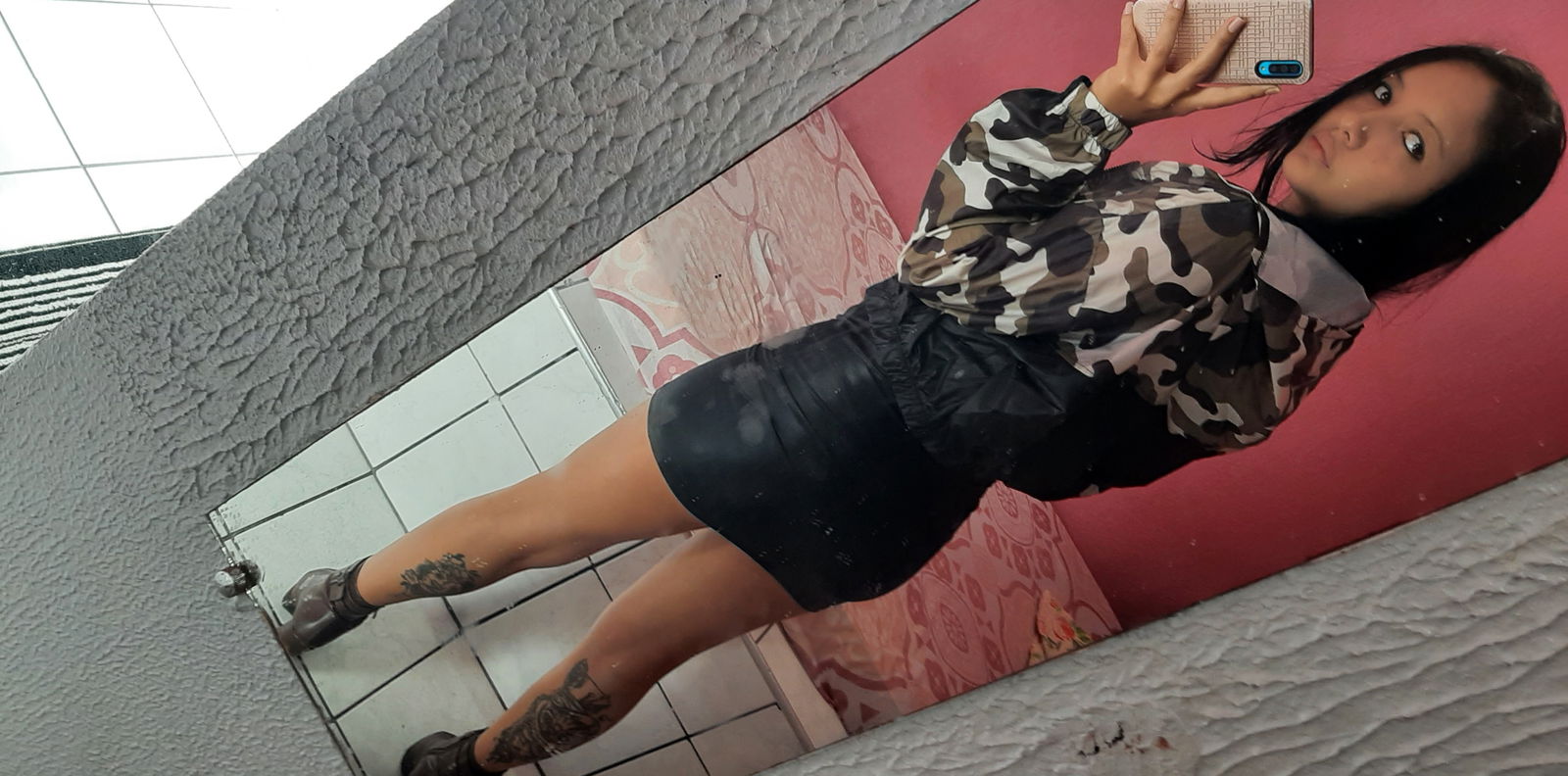 Larissa Devil profile banner