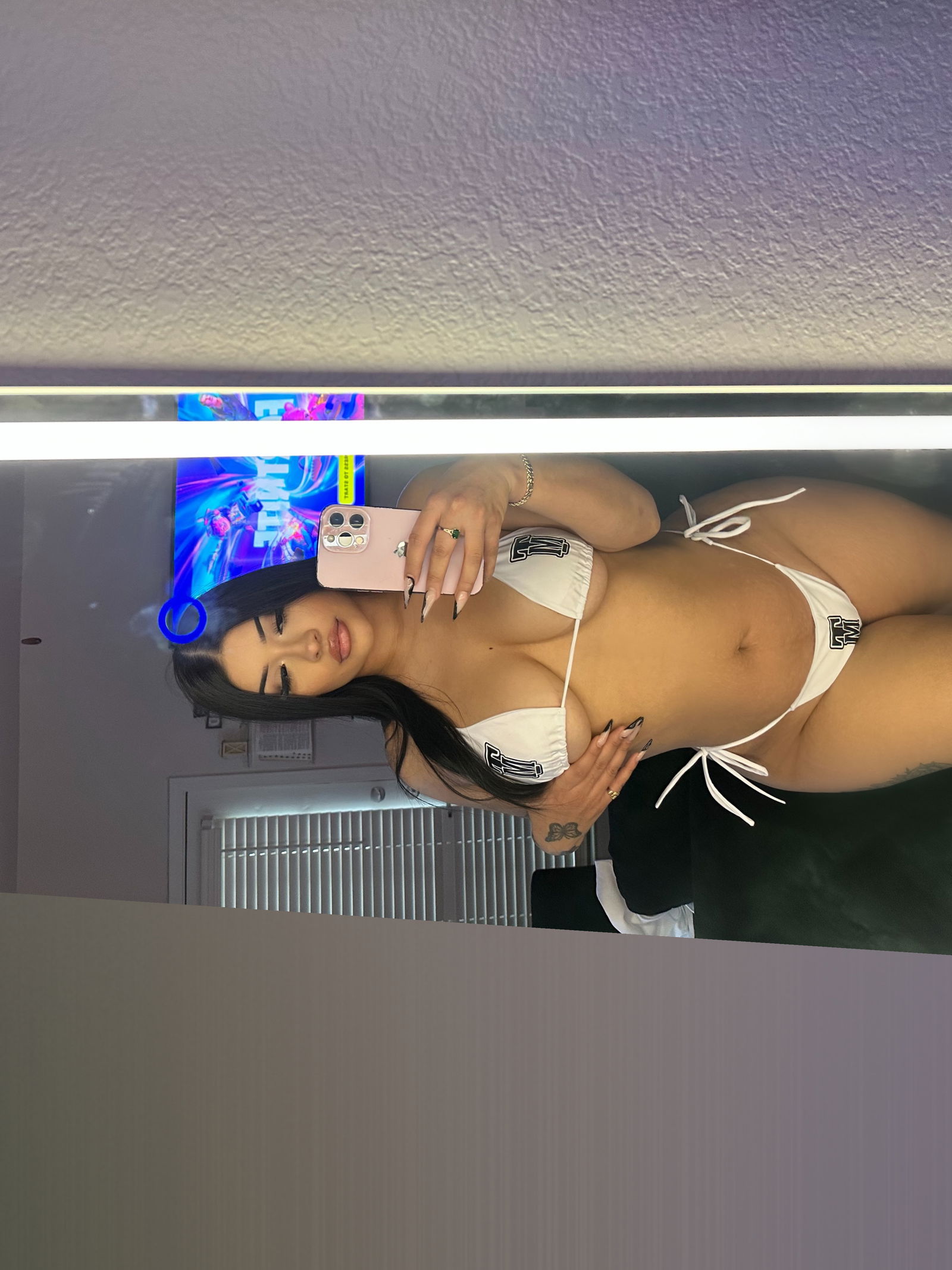 Latina Bratt💋 profile banner