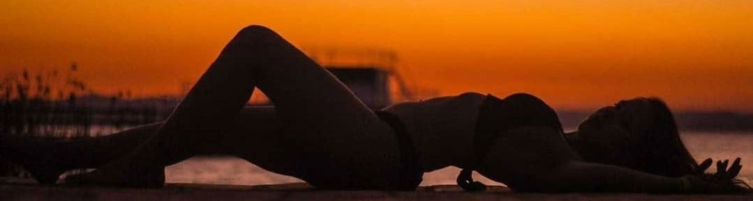 V profile banner