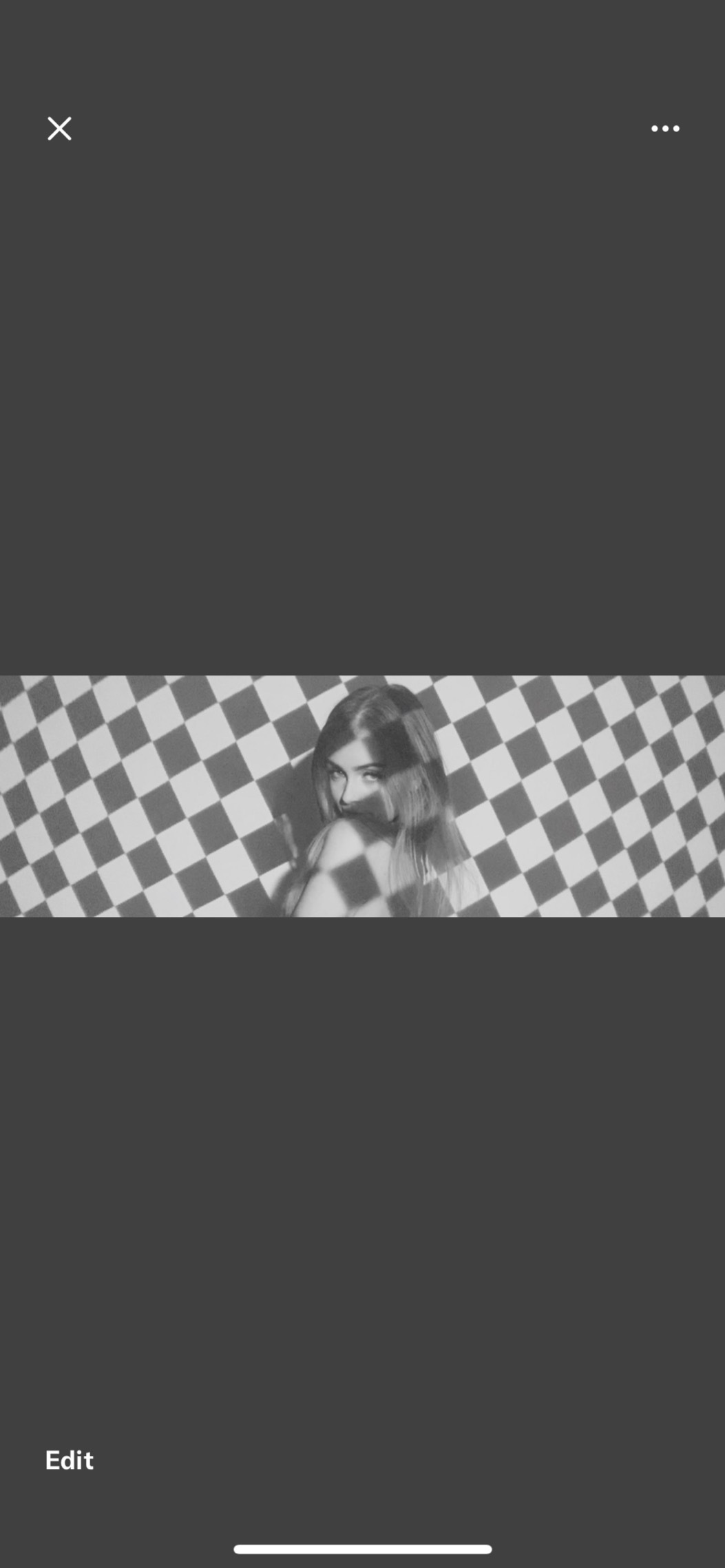 Lauren Cross profile banner