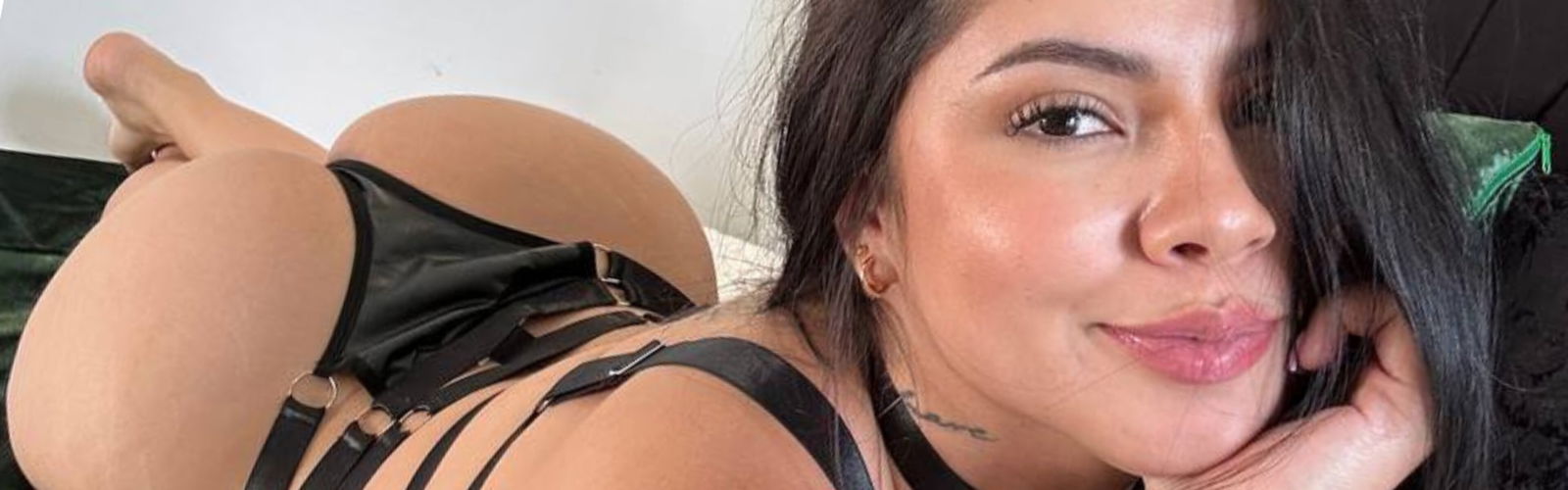 laylaskyxxx banner