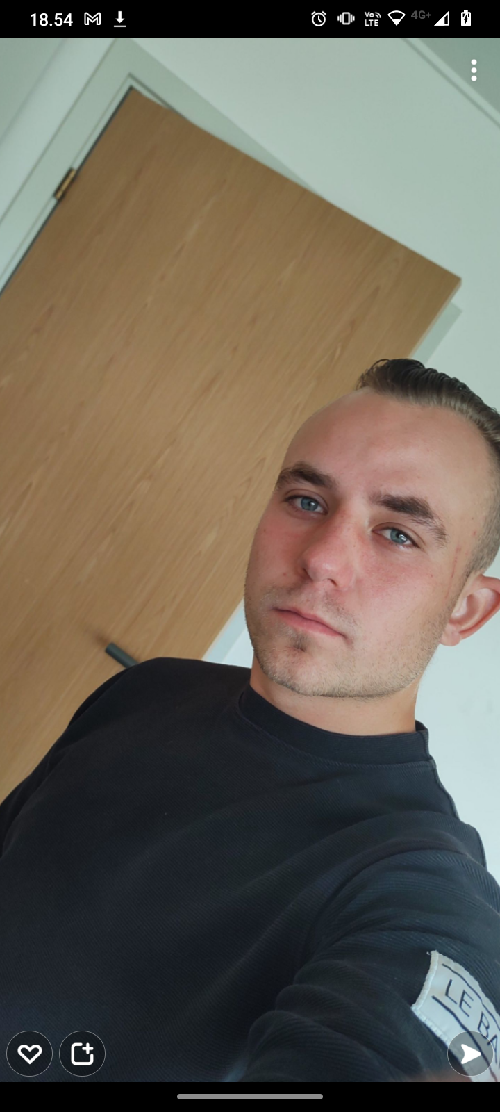 Robert profile banner