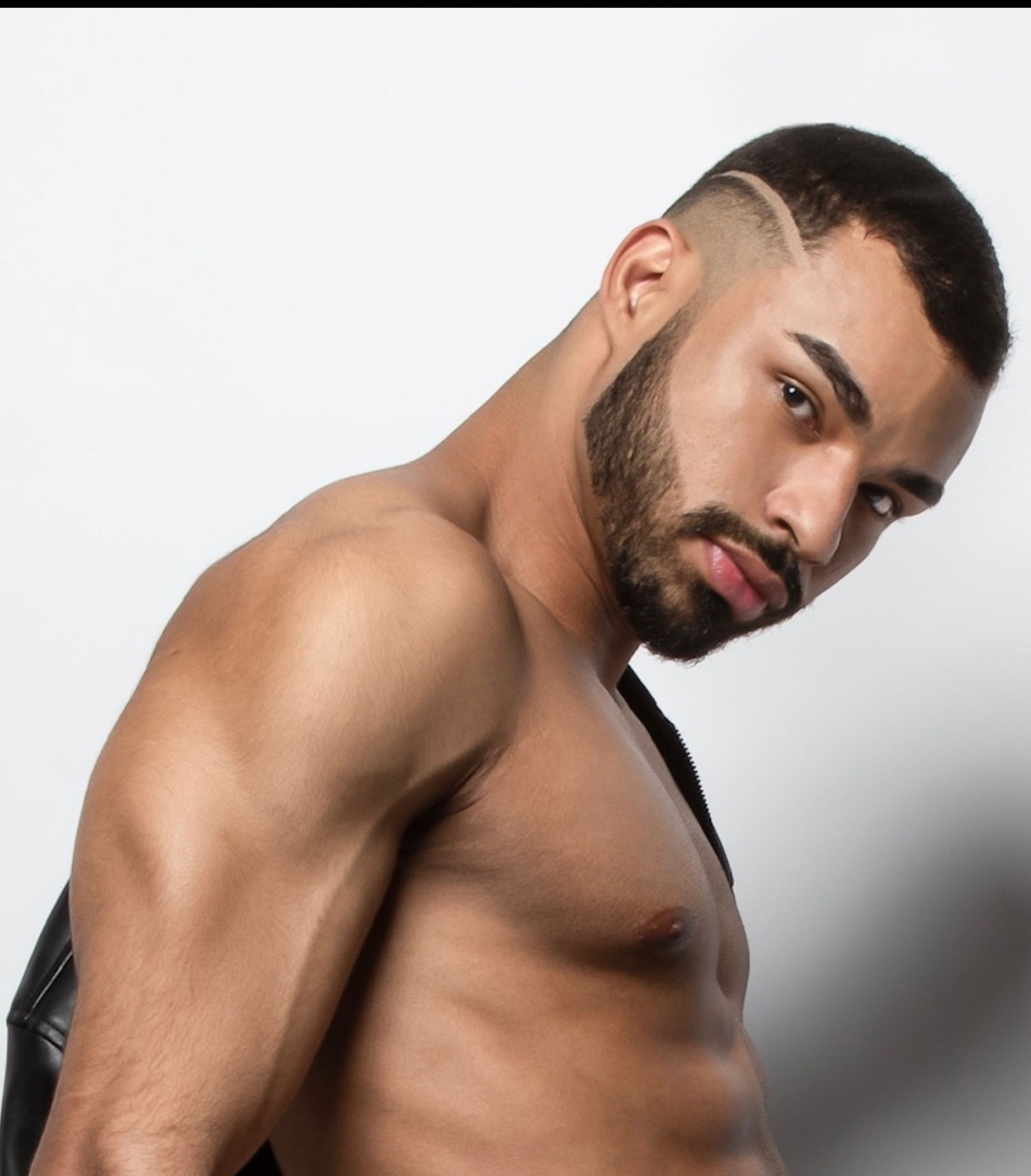 Leandro UK profile banner