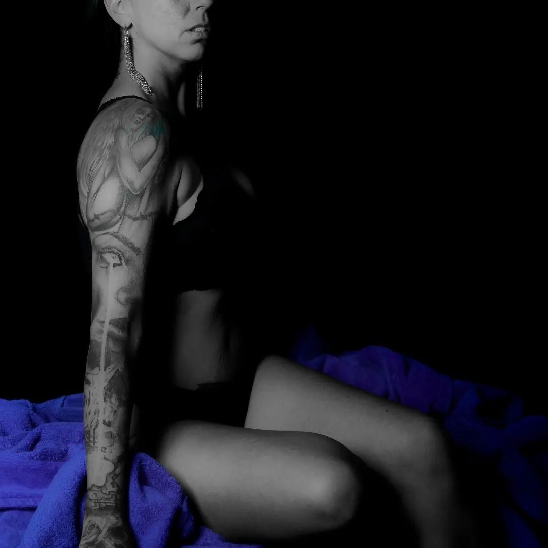 Amber leigh profile banner