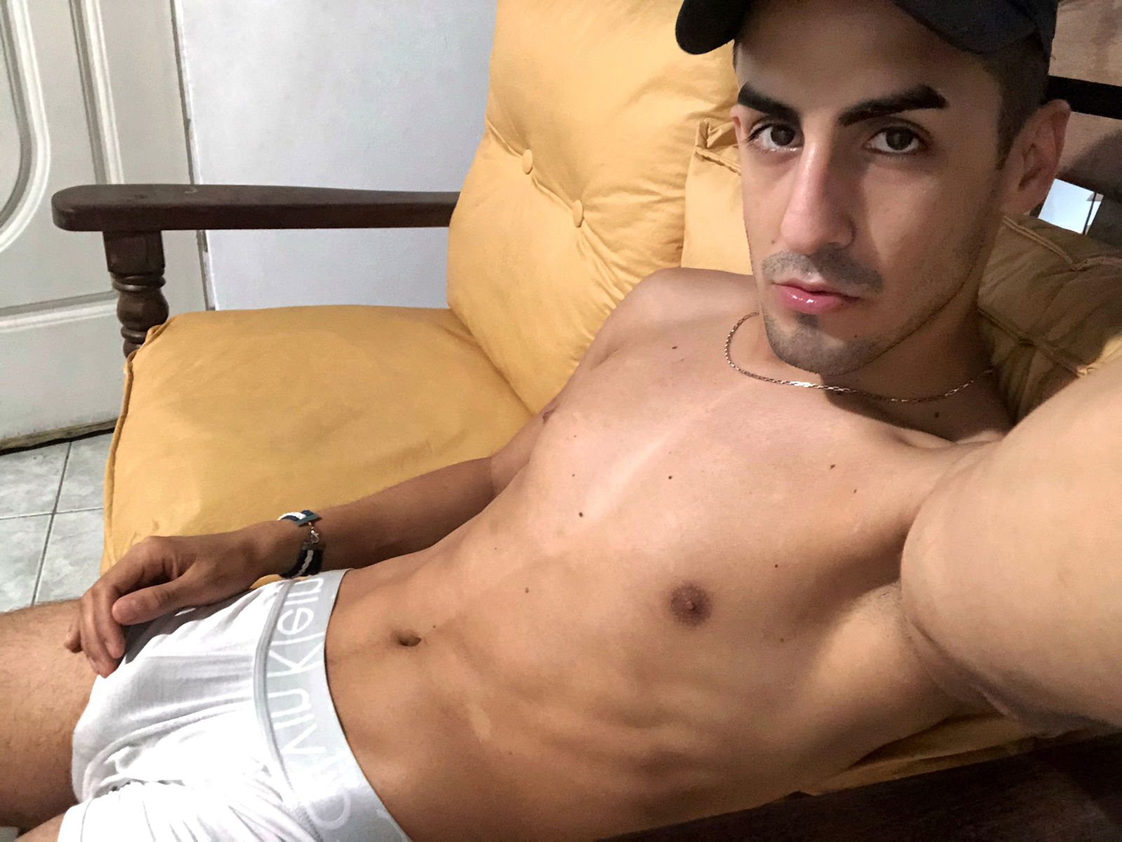 Leonel Kinnety profile banner