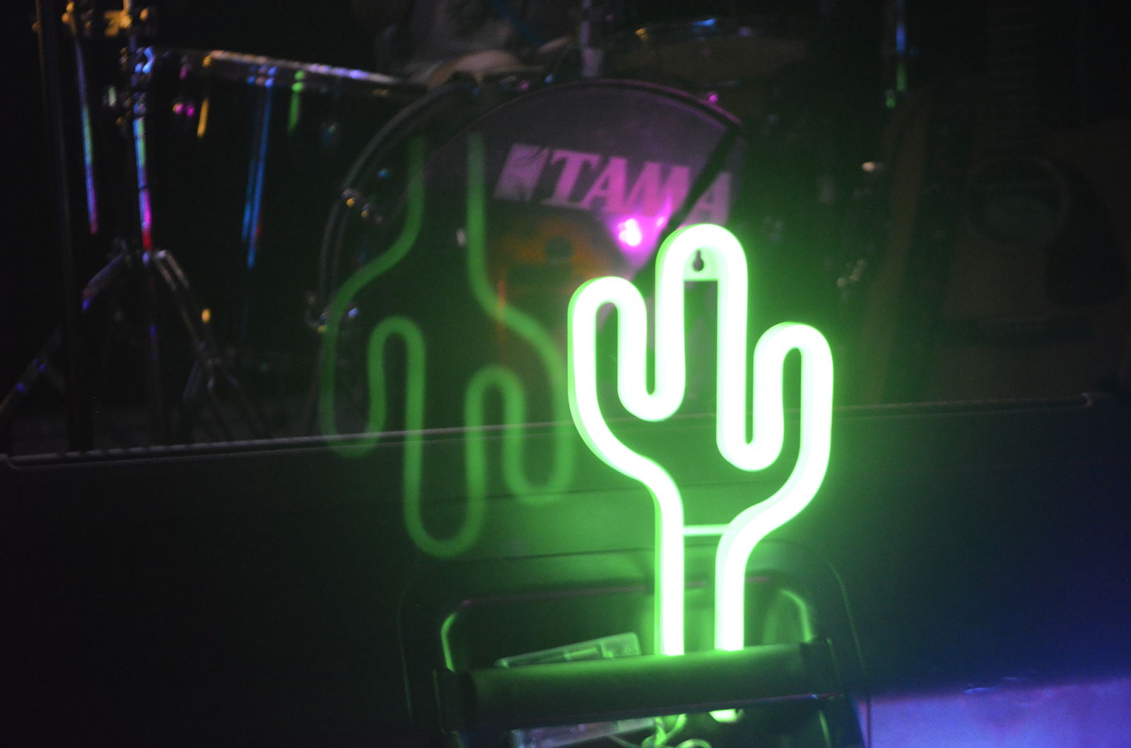 Lily R. White profile banner