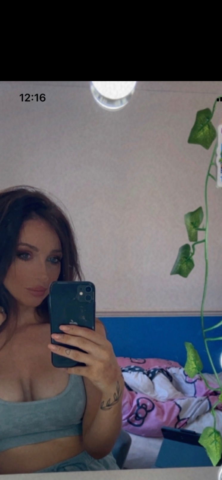 Lily profile banner