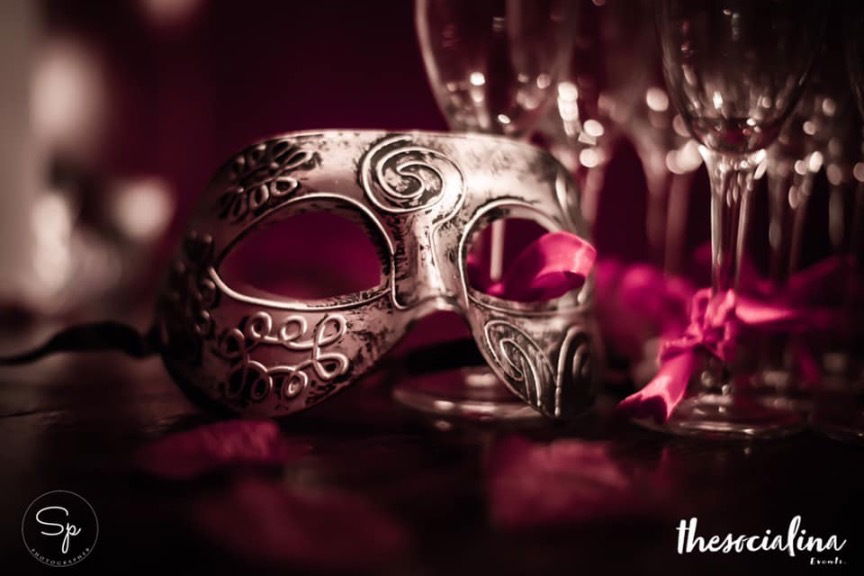 Lina Lothaire profile banner