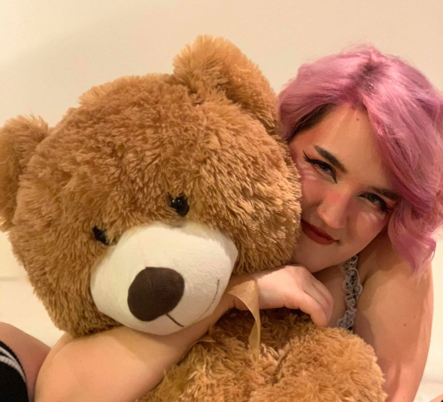 Little Bee <3 profile banner