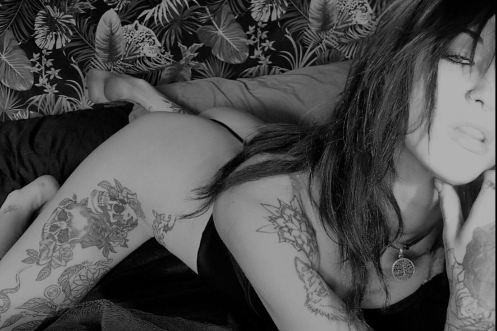 immiie-rose-x profile banner