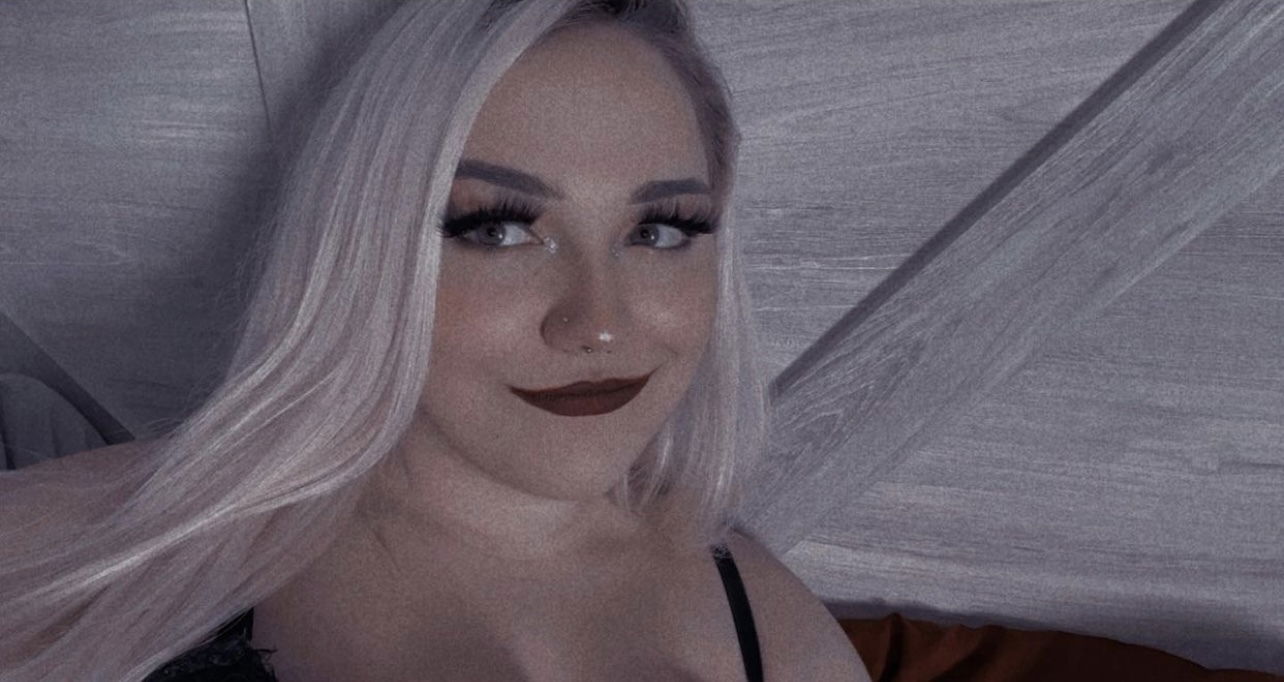 Liv profile banner