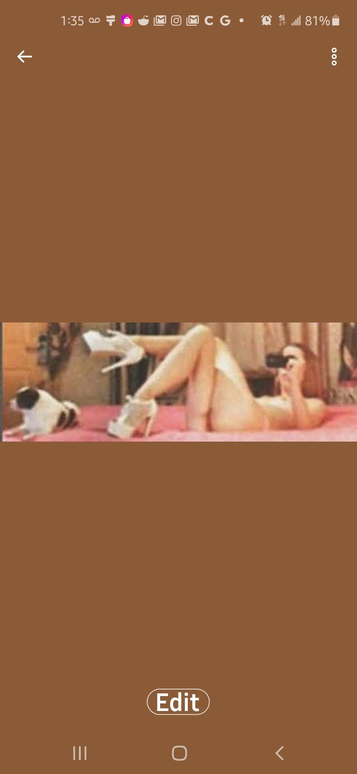 Cara Keely profile banner