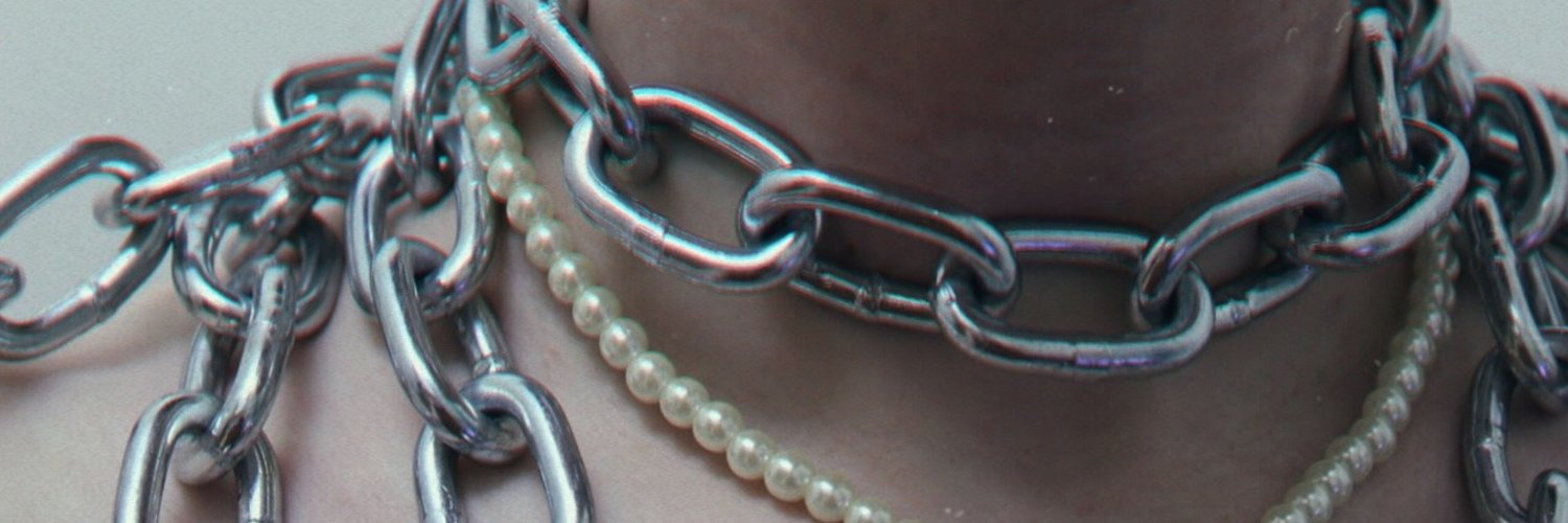Lucy LaRue profile banner