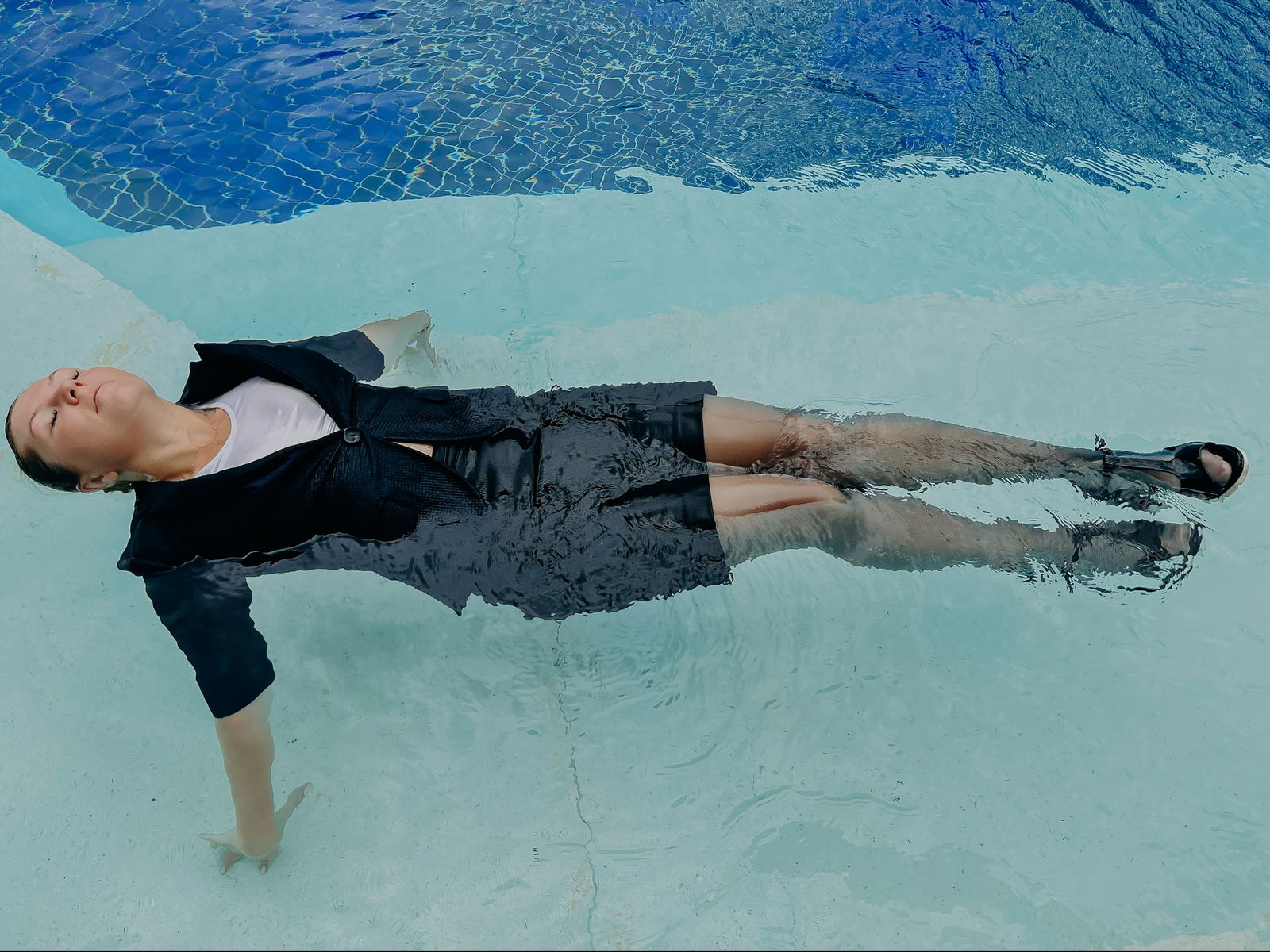 Lulu ❤️ WETLOOK 💙 FREE❤️ profile banner