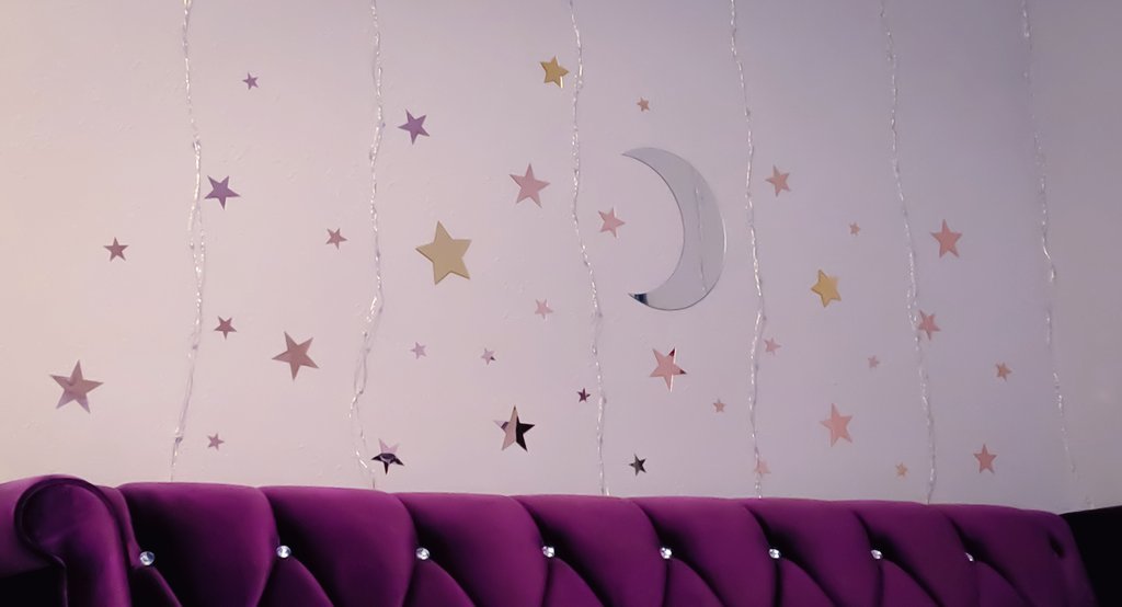 Luna Pleasant π profile banner