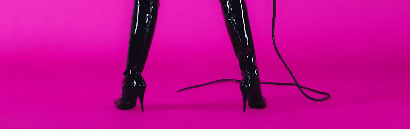 MadameYuuki profile banner