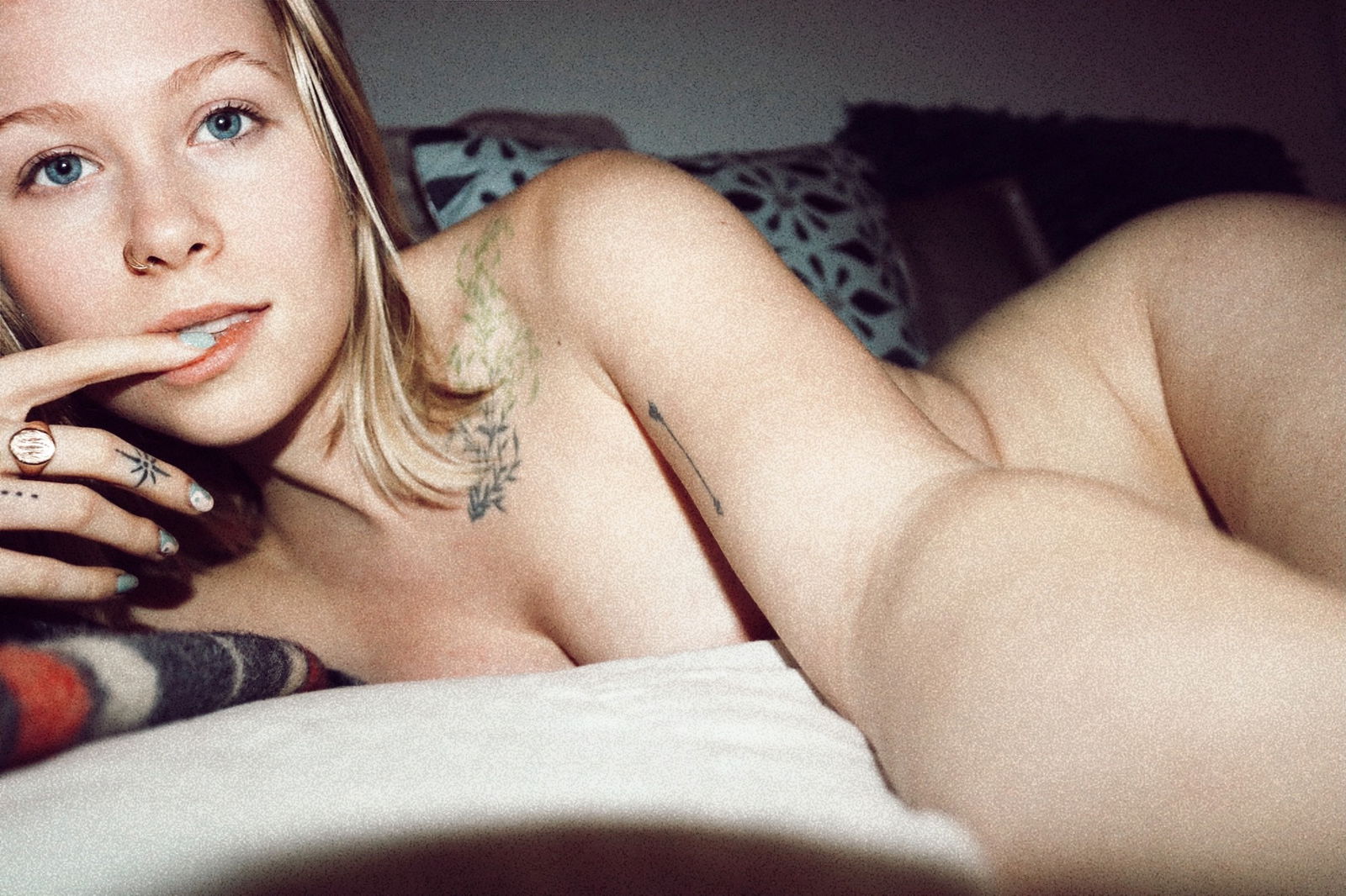 Mads profile banner