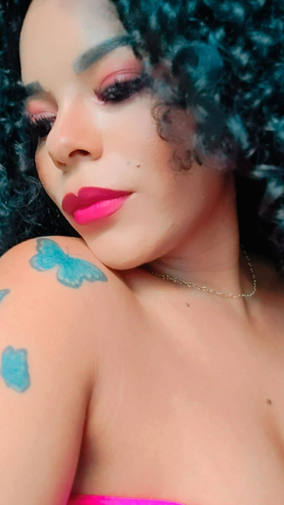 Malu profile banner