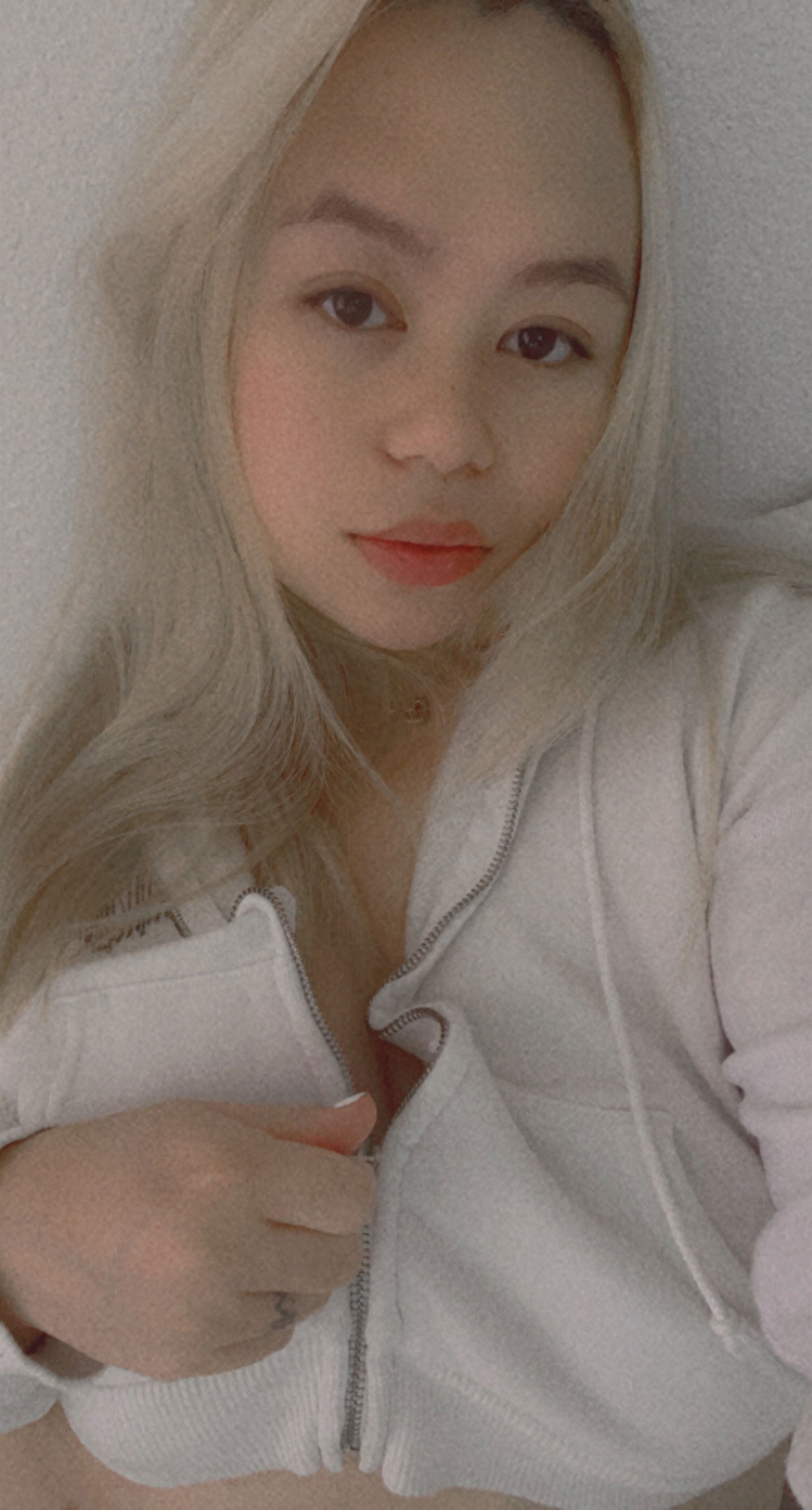 Vy profile banner