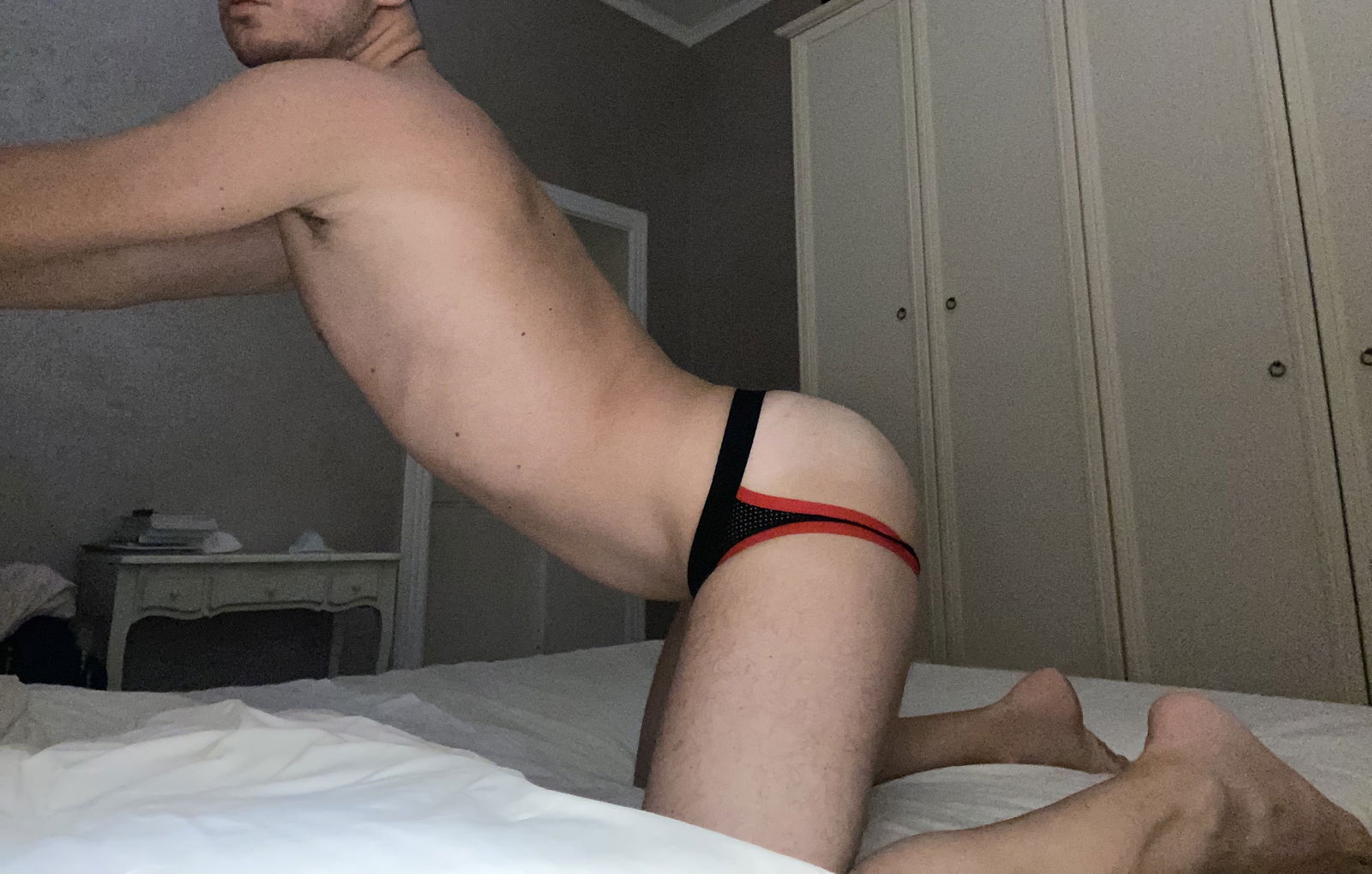 Italiano20s Slave profile banner