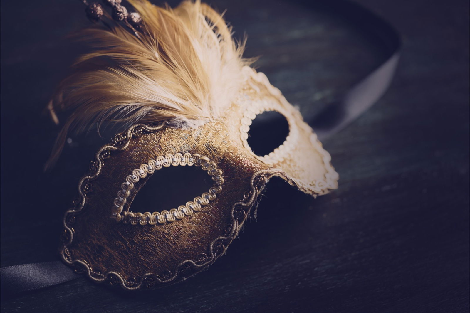Midnight Mask π profile banner