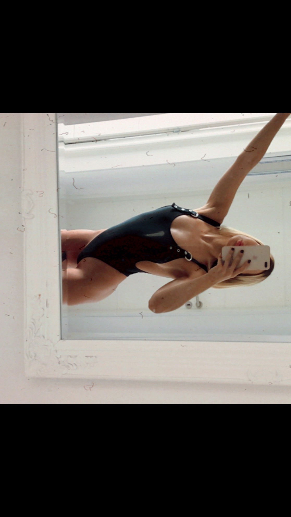 Carla zeida profile banner