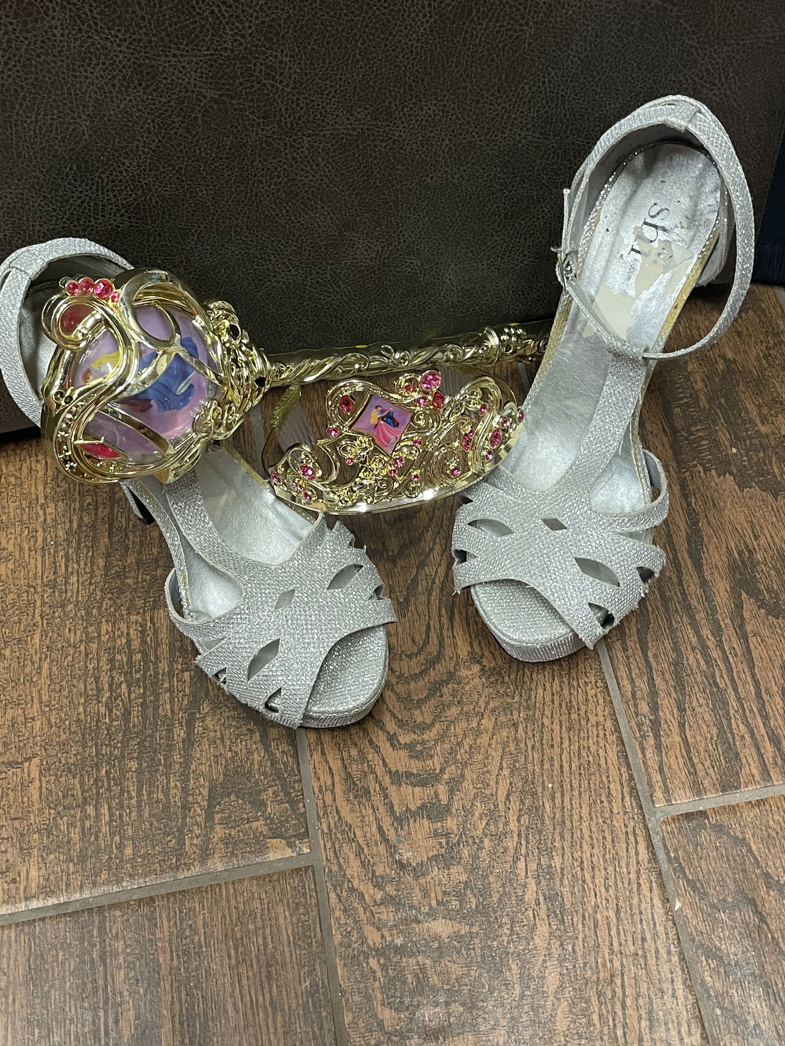 Meghan profile banner
