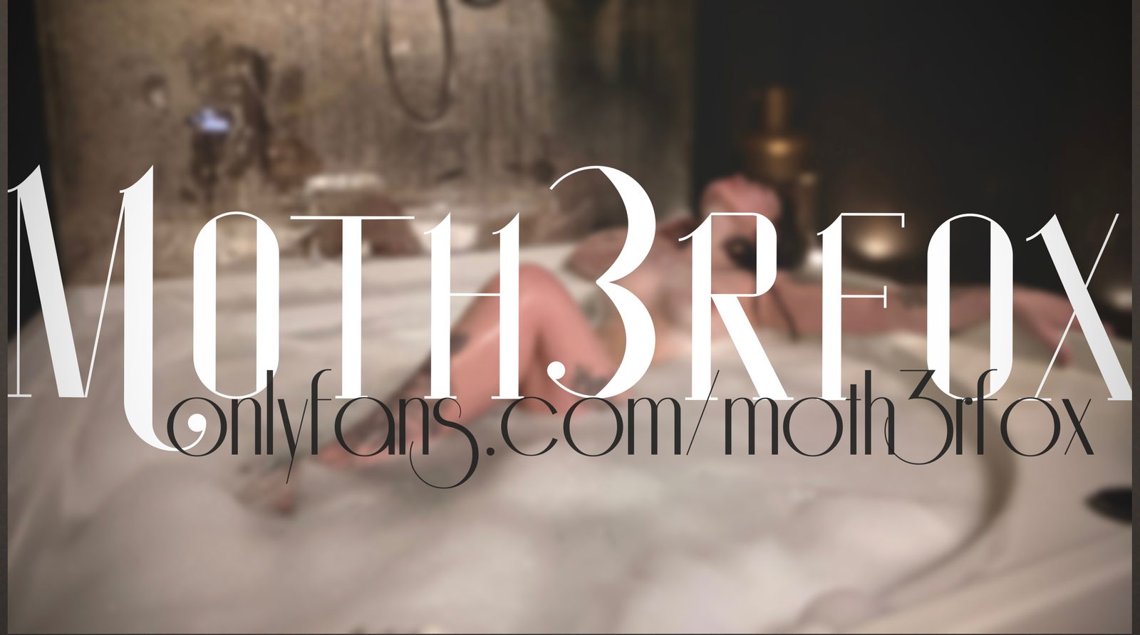 Moth3rfox profile banner