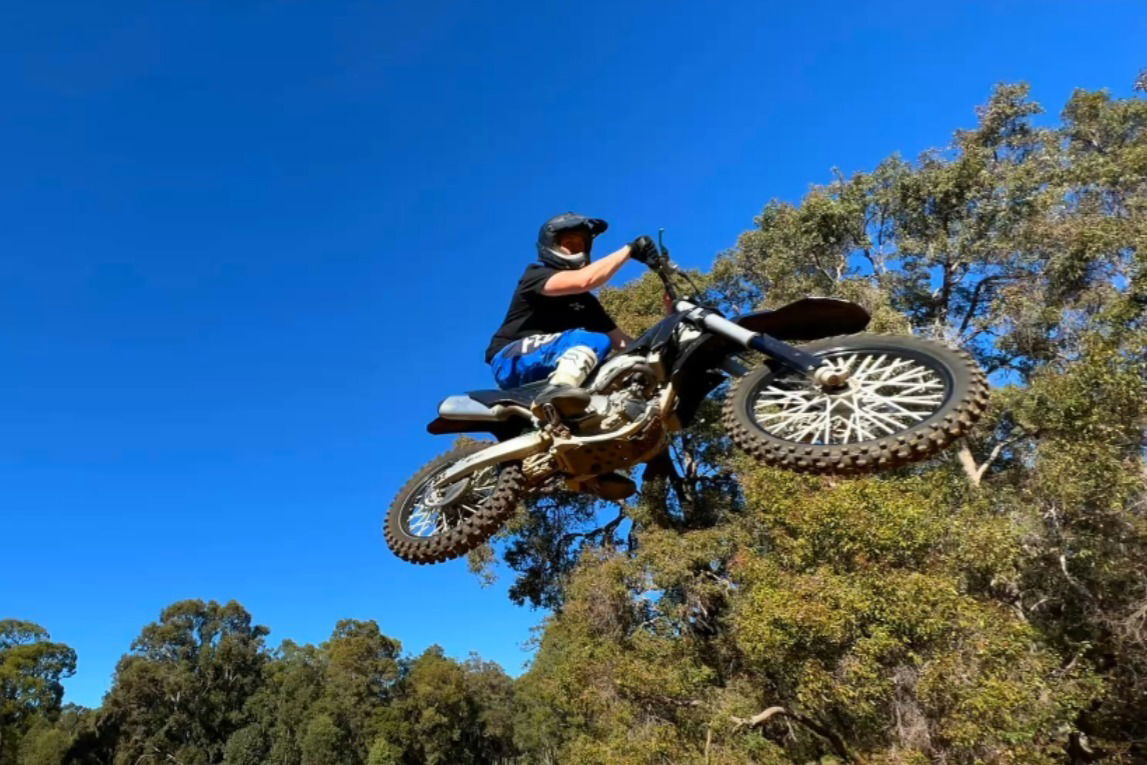 MotoDad profile banner