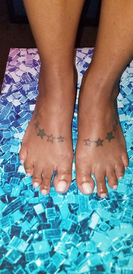 Ms Pretty-Feet-1012 profile banner
