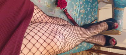 Ms Loganberry Sensual Domme profile banner