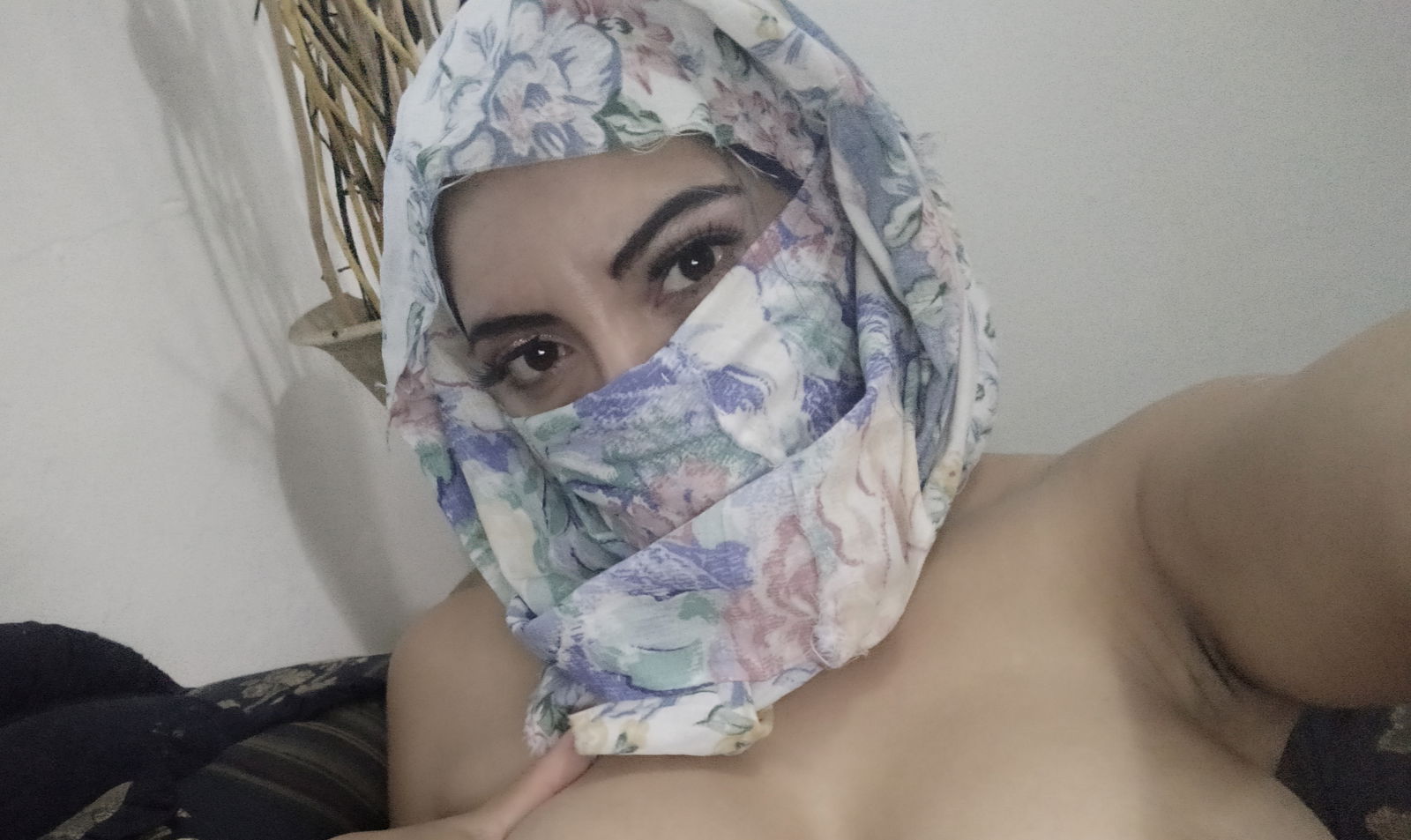 Real Naughty Muslim Wifey X profile banner