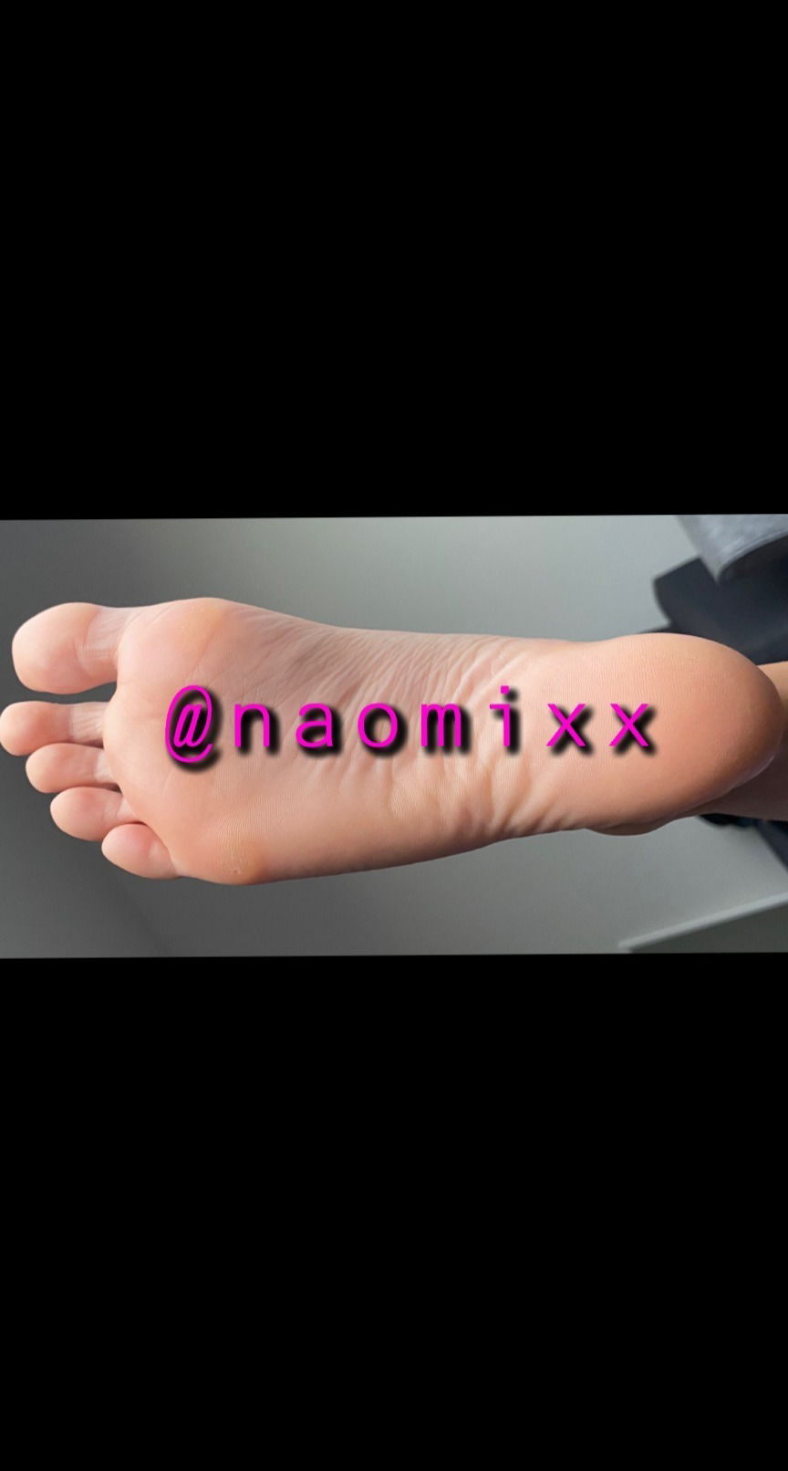 Naomi Zuki profile banner