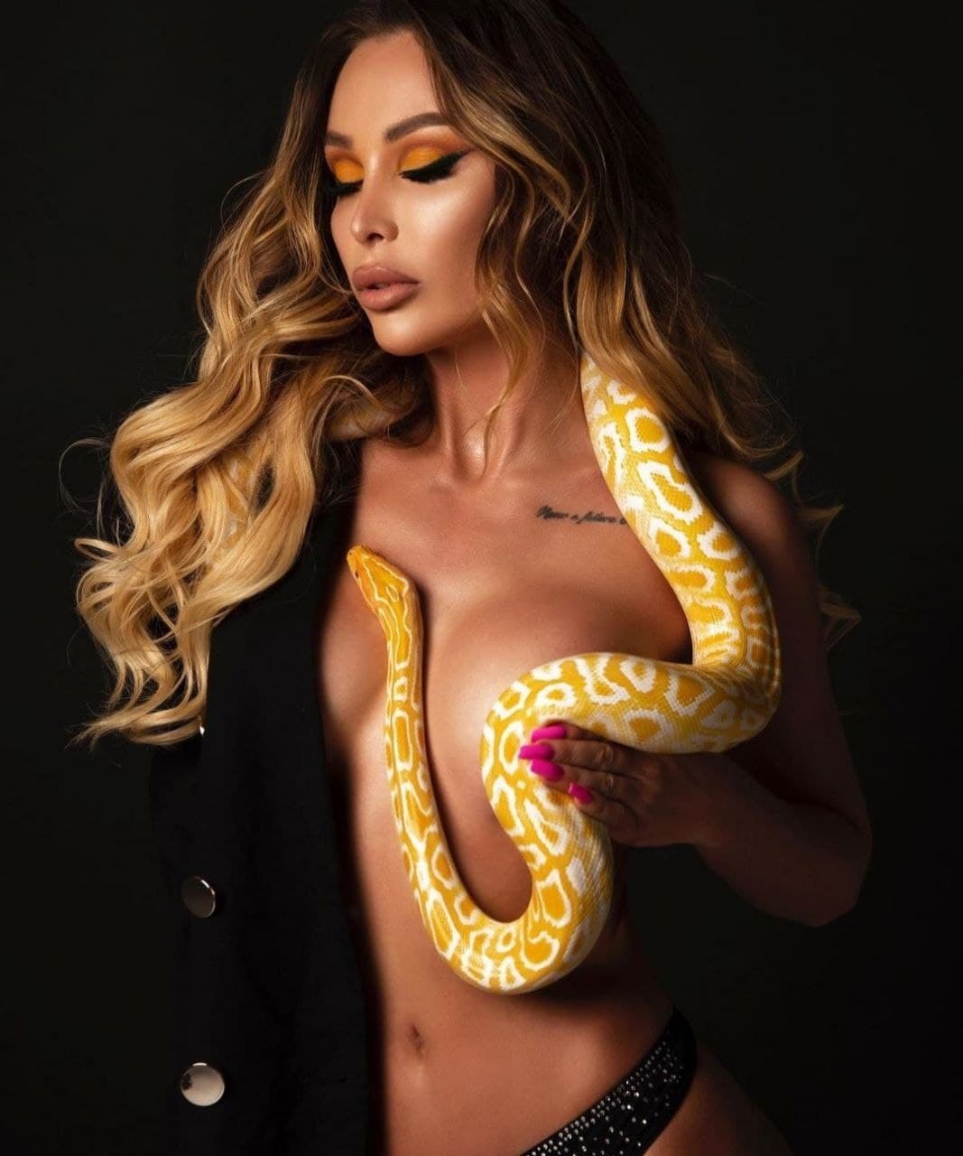 Olesya profile banner