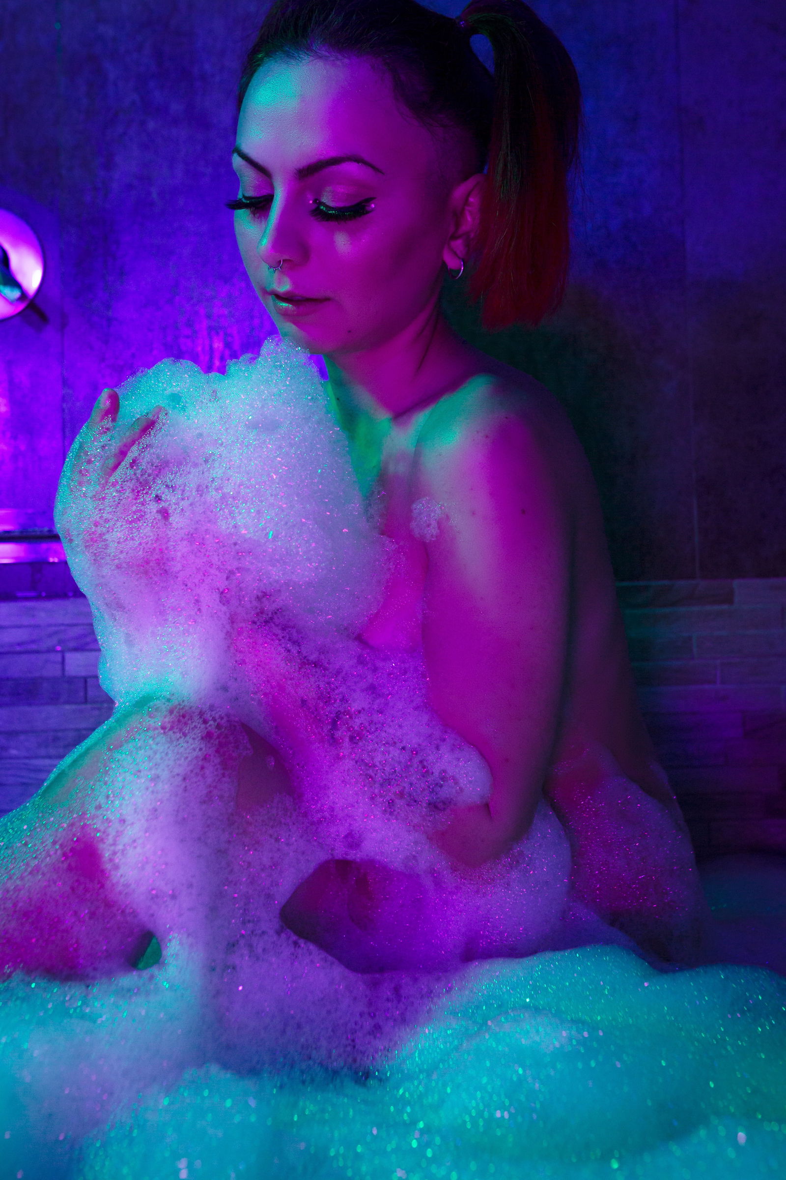 Eros_neon profile banner
